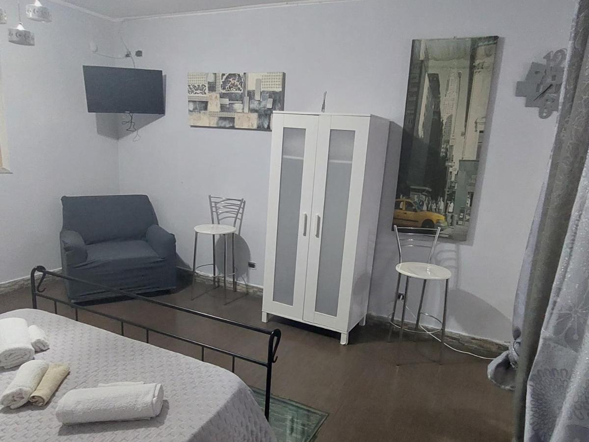 Stanza Sicilia Bedda Apartment ปาแลร์โม ภายนอก รูปภาพ