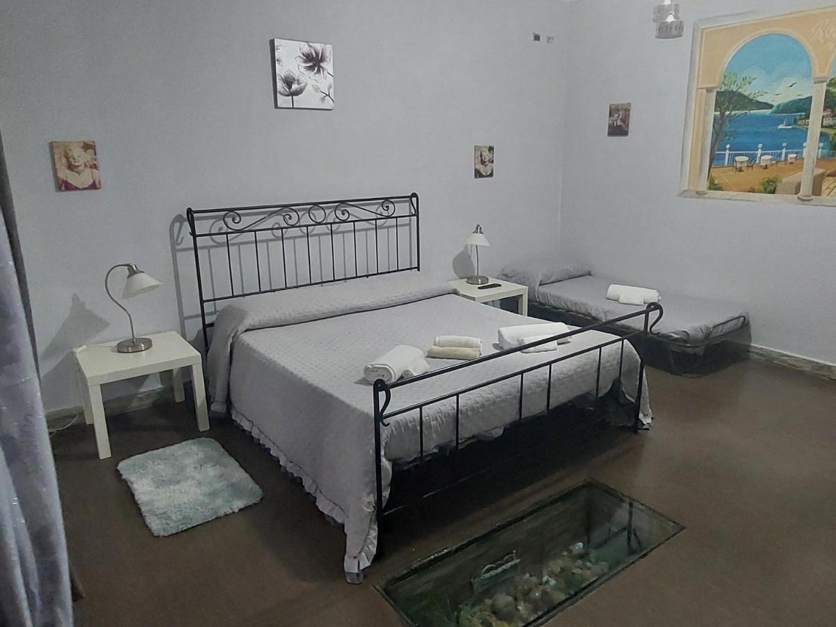 Stanza Sicilia Bedda Apartment ปาแลร์โม ภายนอก รูปภาพ